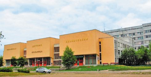 КЛОУН, КОТОРЫЙ ЖИВЕТ В БОЛЬНИЦЕ